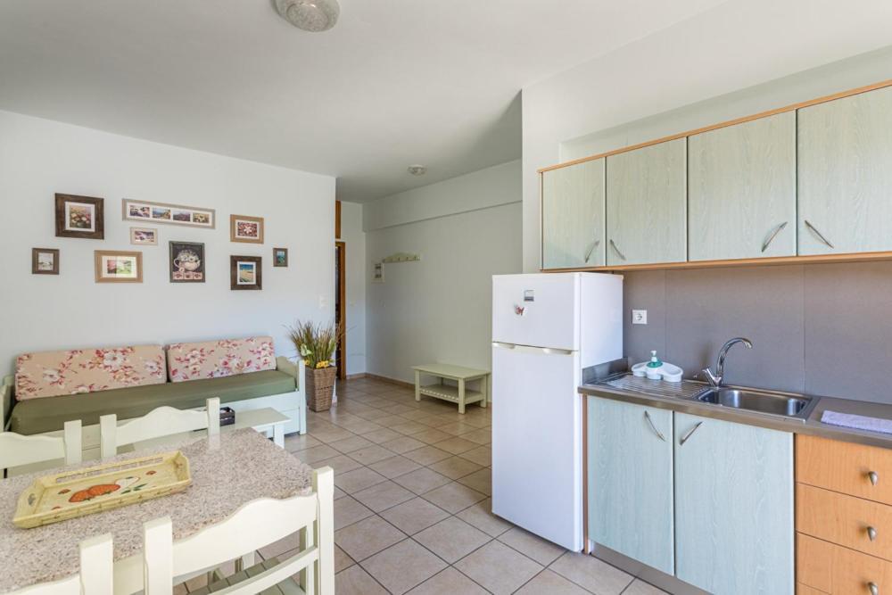 Bonos Apartments Ступа Екстериор снимка